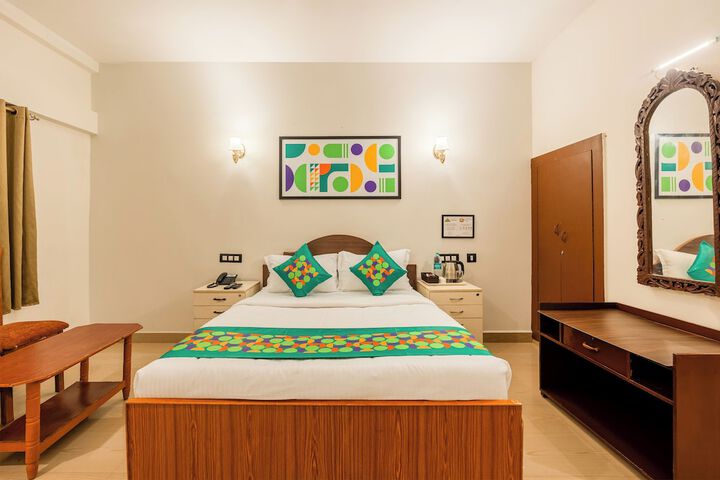Room 8 of 38