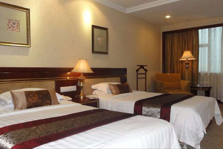 Room 10 of 41