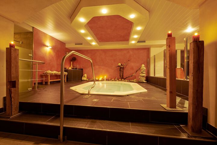Spa 13 of 50