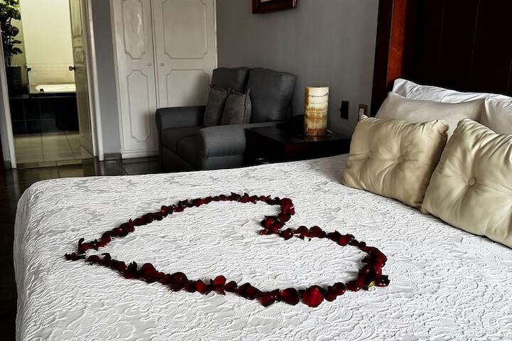 Room 6 of 26
