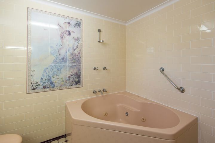 Bathroom Interior Photo