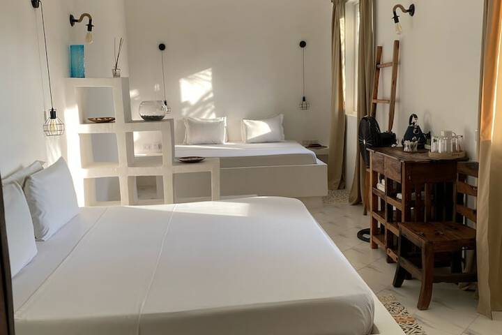 Room 11 of 26
