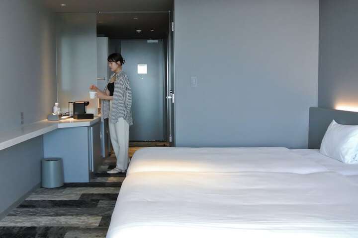Room 16 of 84