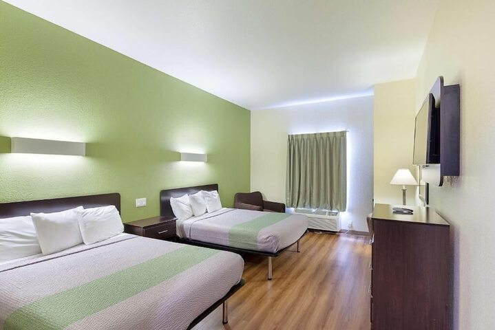 2 Queen Beds (6 of 6)
