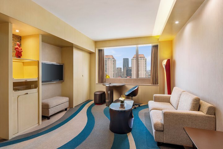 Room 58 of 156