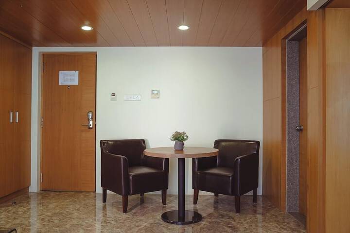 Room 25 of 49