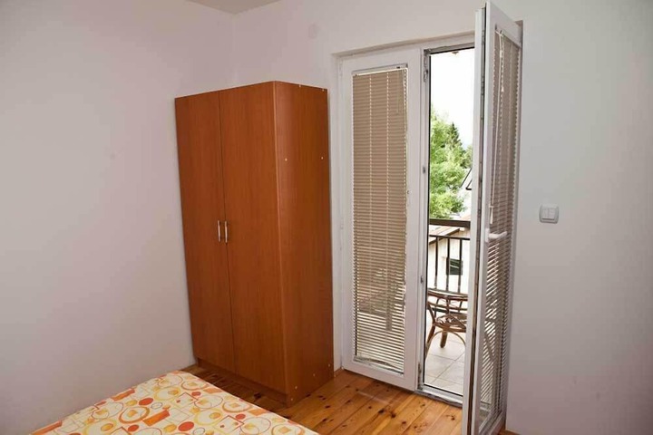 Room 38 of 53