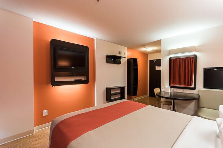 Room 14 of 41