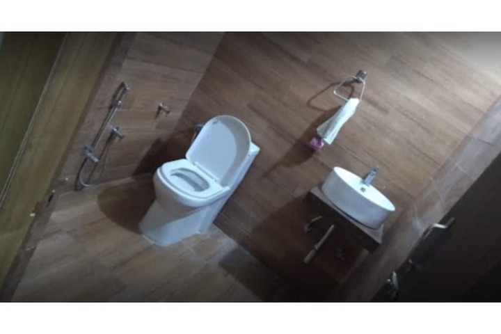 Room 13 of 13