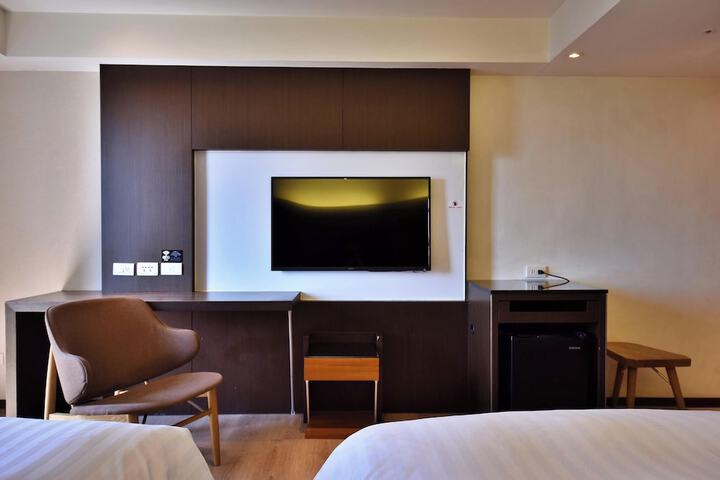 Room 15 of 57