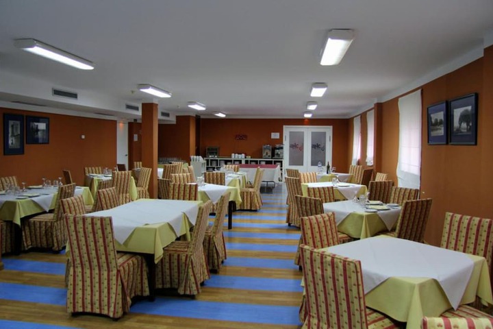 Dining Photos