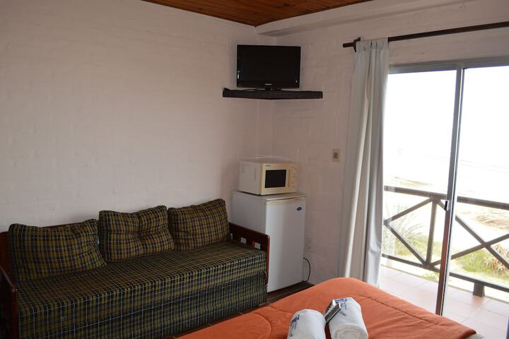 Room 14 of 53
