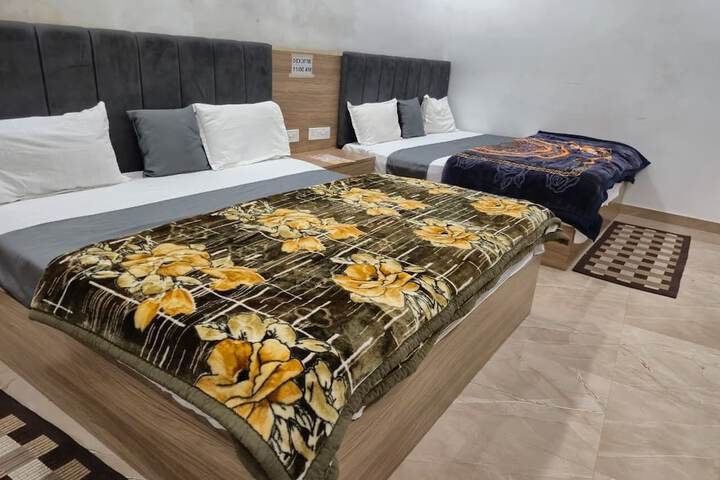 Room 7 of 15