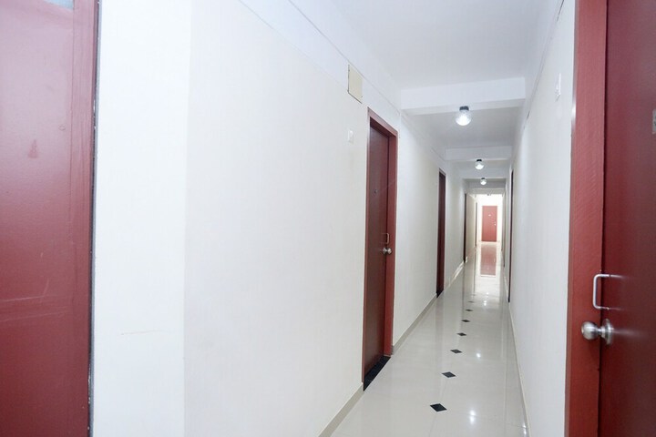 Hotel Interior 4 of 21