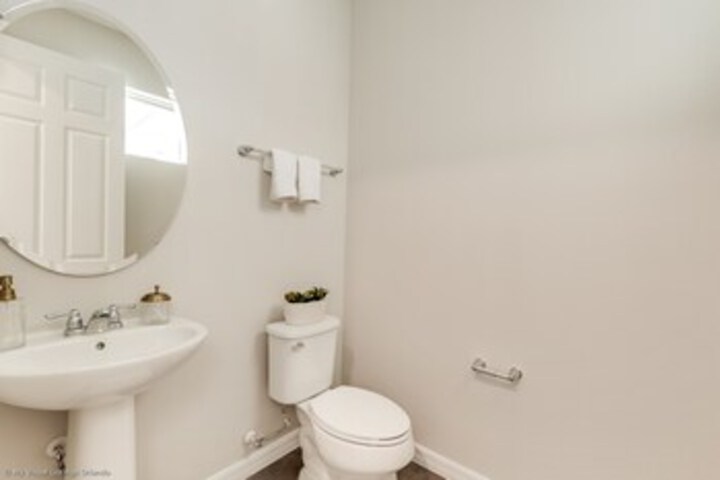 Room 26 of 234