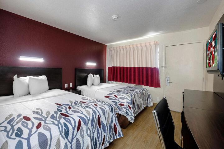 Room 12 of 48