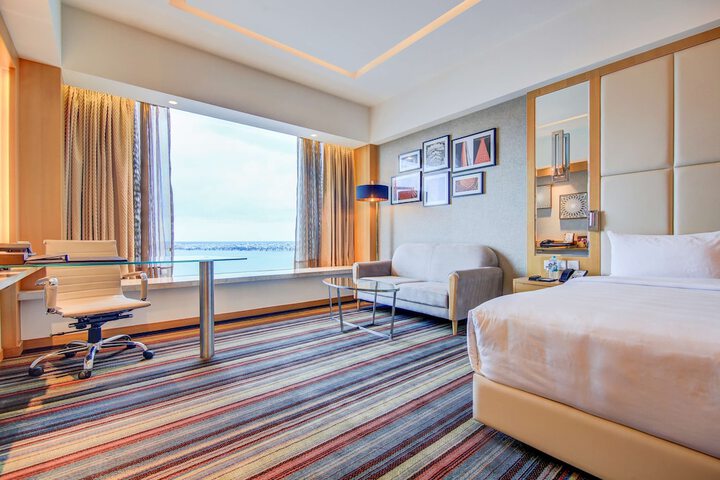 Room 48 of 140
