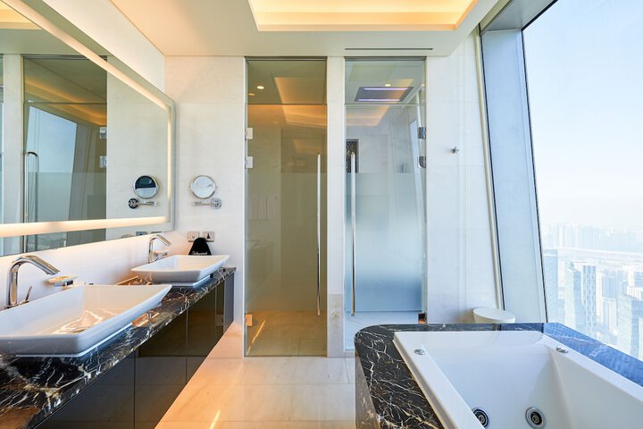 Room 49 of 71