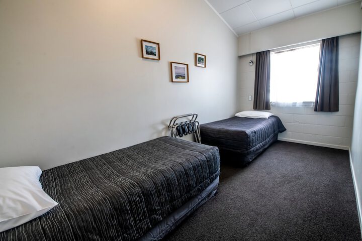 Room 7 of 62