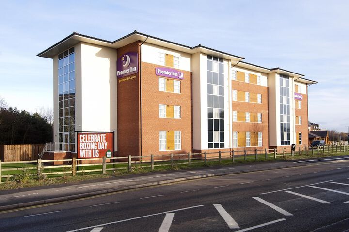 Premier Inn Burton on Trent Central