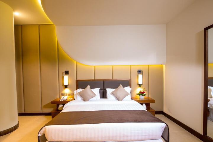 Room 13 of 41