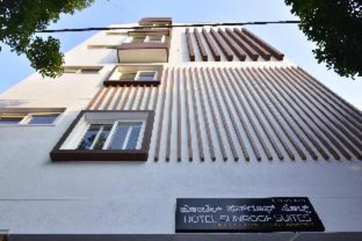 Hotel 4 of 10