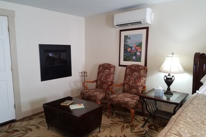 Room 6 of 45