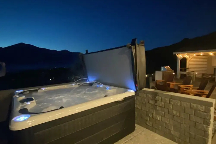 Pool 7 of 16