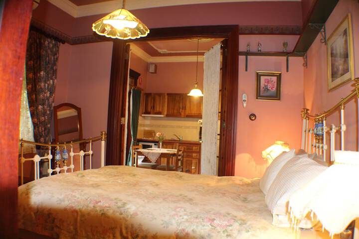 Room 11 of 44
