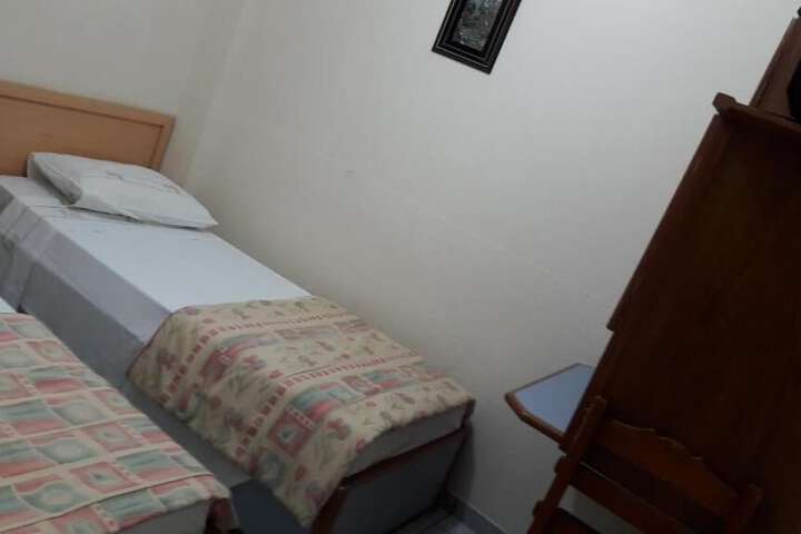 Room 21 of 38