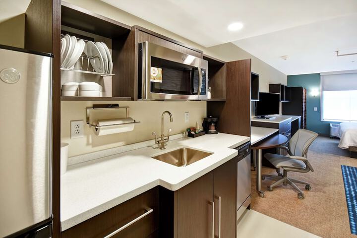 1 King Bed Studio Suite (5 of 22)