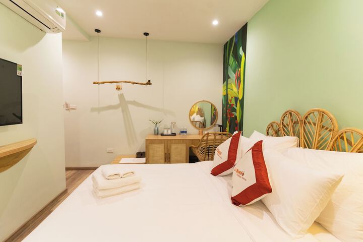 Room 20 of 49