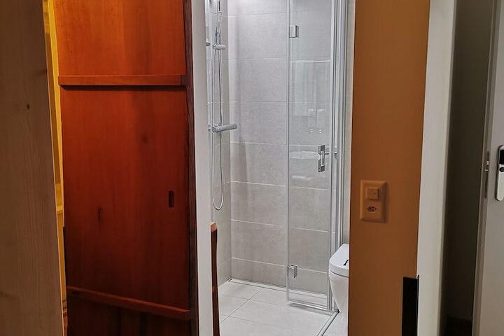 Room 39 of 111