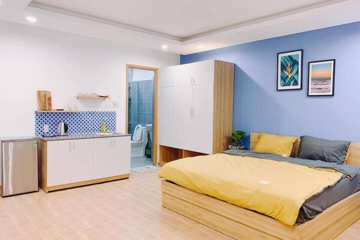 Room 16 of 23