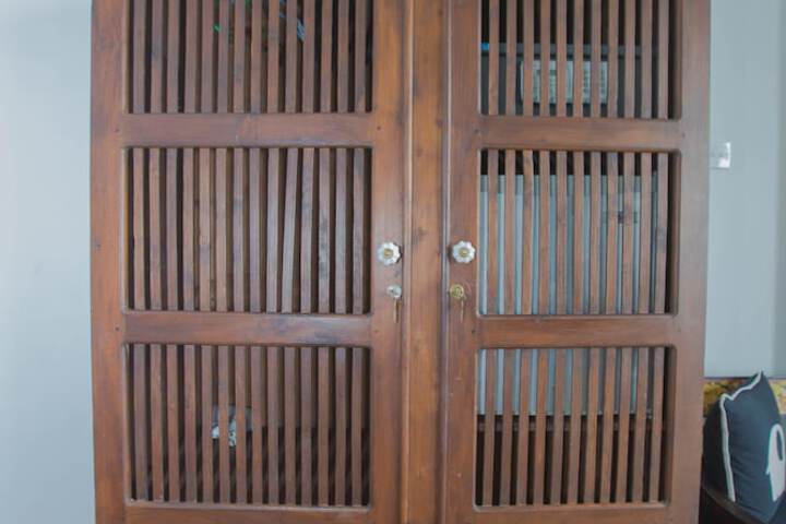 Room 49 of 139