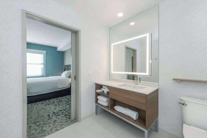 Studio Suite 2 Queen Beds (9 of 14)