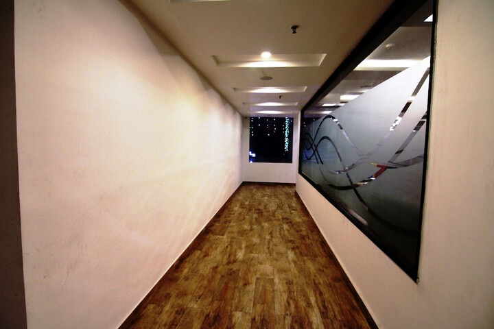 Ballroom/Hall 44 of 59
