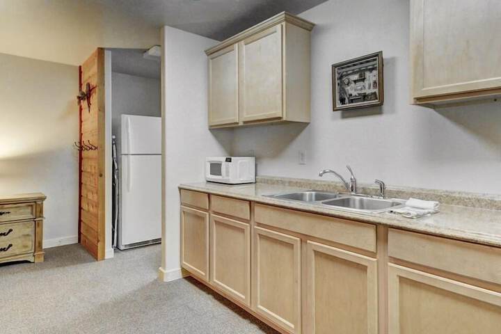 Hotel Interior 75 of 104