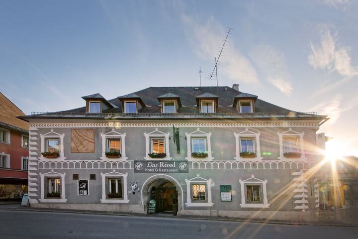 Hotel 77 of 79