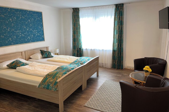 Room 50 of 72