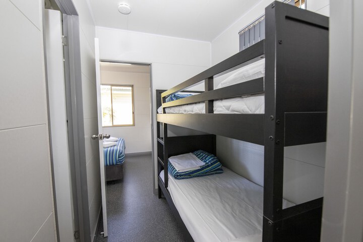 Room 14 of 145