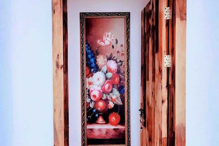 Room 47 of 170