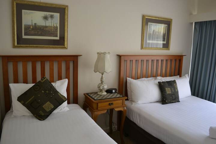 Room 6 of 41