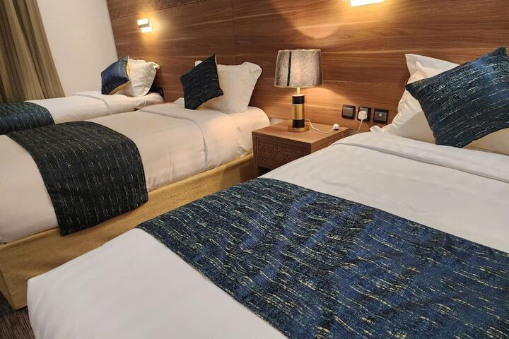 Room 6 of 23