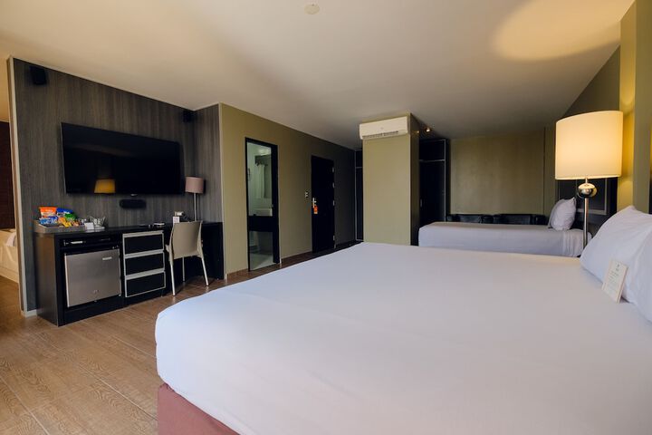 Room 19 of 63