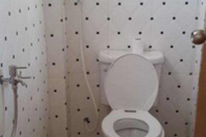Room 2 of 11
