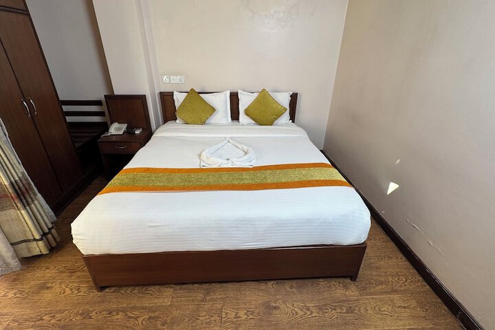 Room 34 of 50
