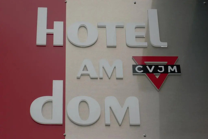 CVJM HOTEL AM DOM