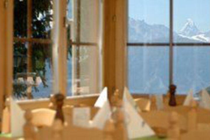 Dining 65 of 73