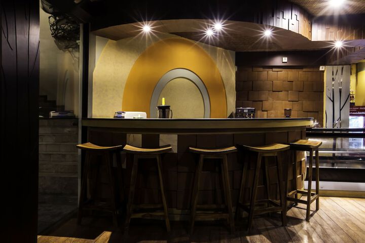 Dining Photos